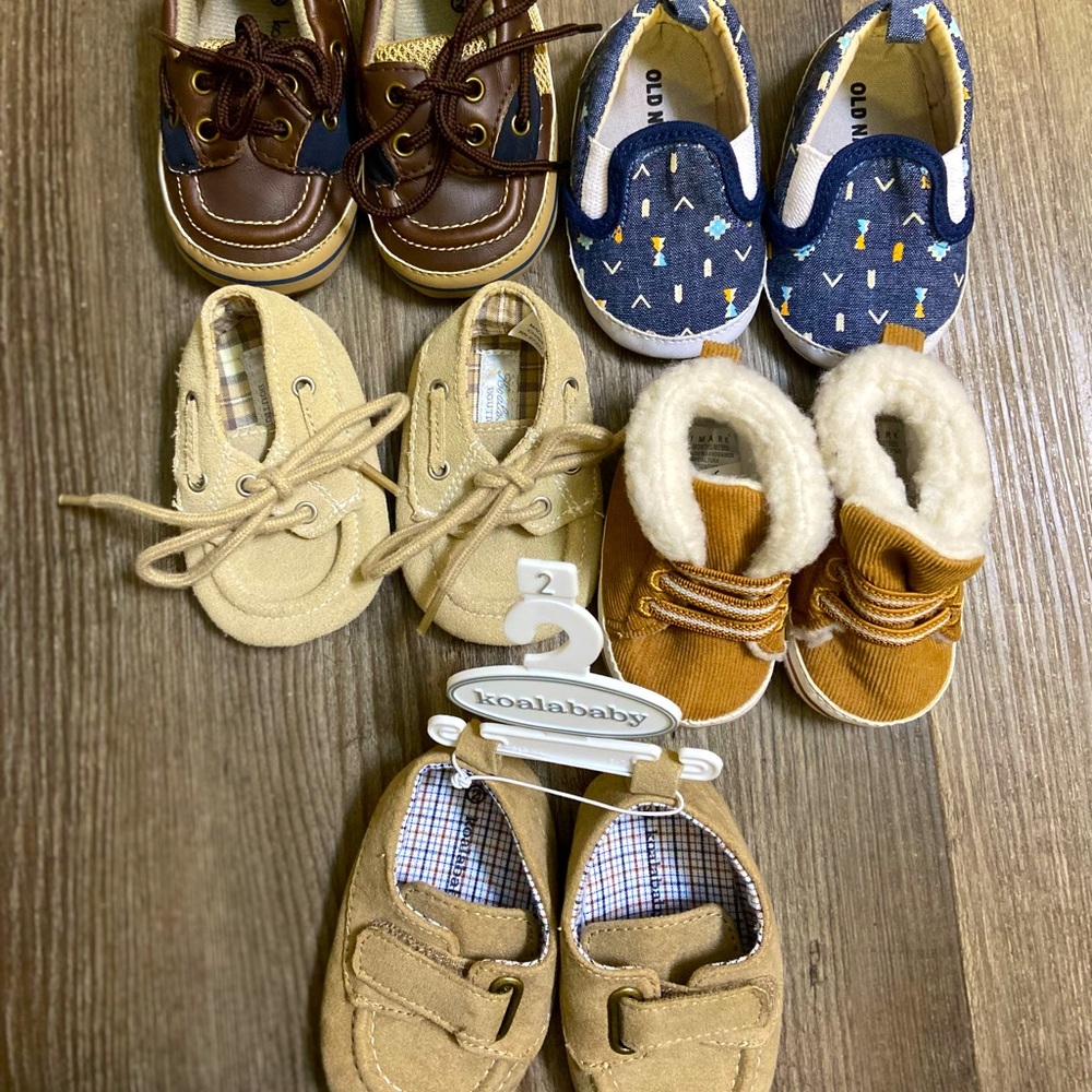 Newborn baby boy shoes.